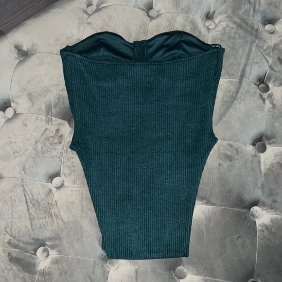 Two piece set - Picture 5 of 6